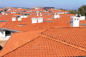Eğimli ve Düz Çatı Tipine Göre Montaj Sistemleri Farkları
