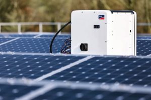 Güneş Enerji Sistemlerinde İnverter Seçim Kriterleri